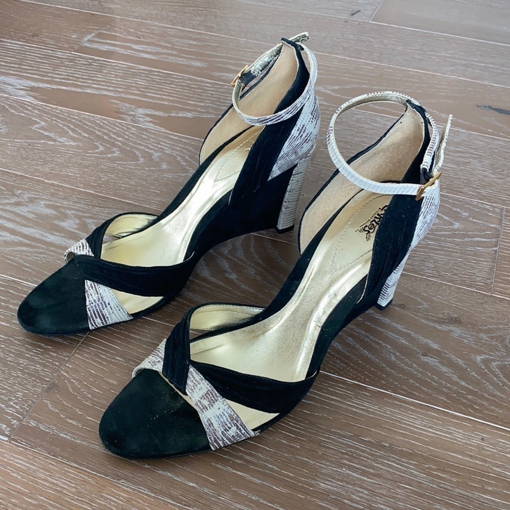 Carlos Santana Black and Cream Wedge Sandals